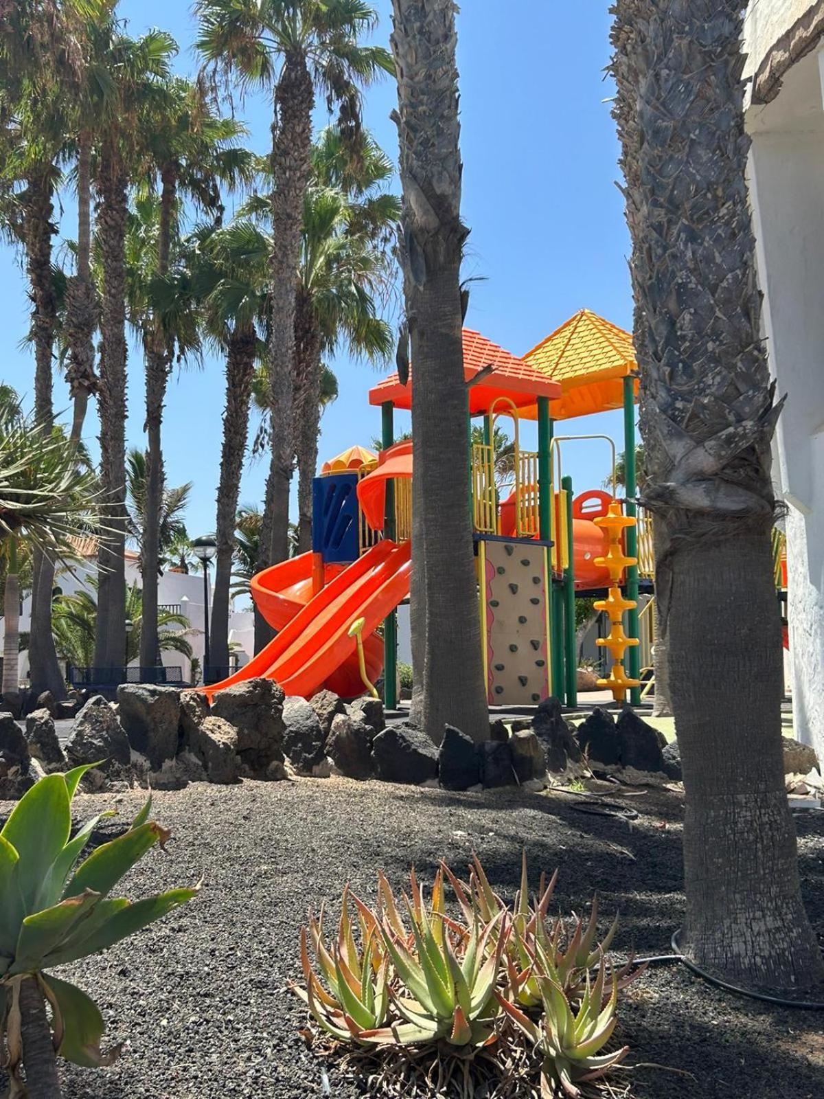 Apartamentos Gala Corralejo Bagian luar foto