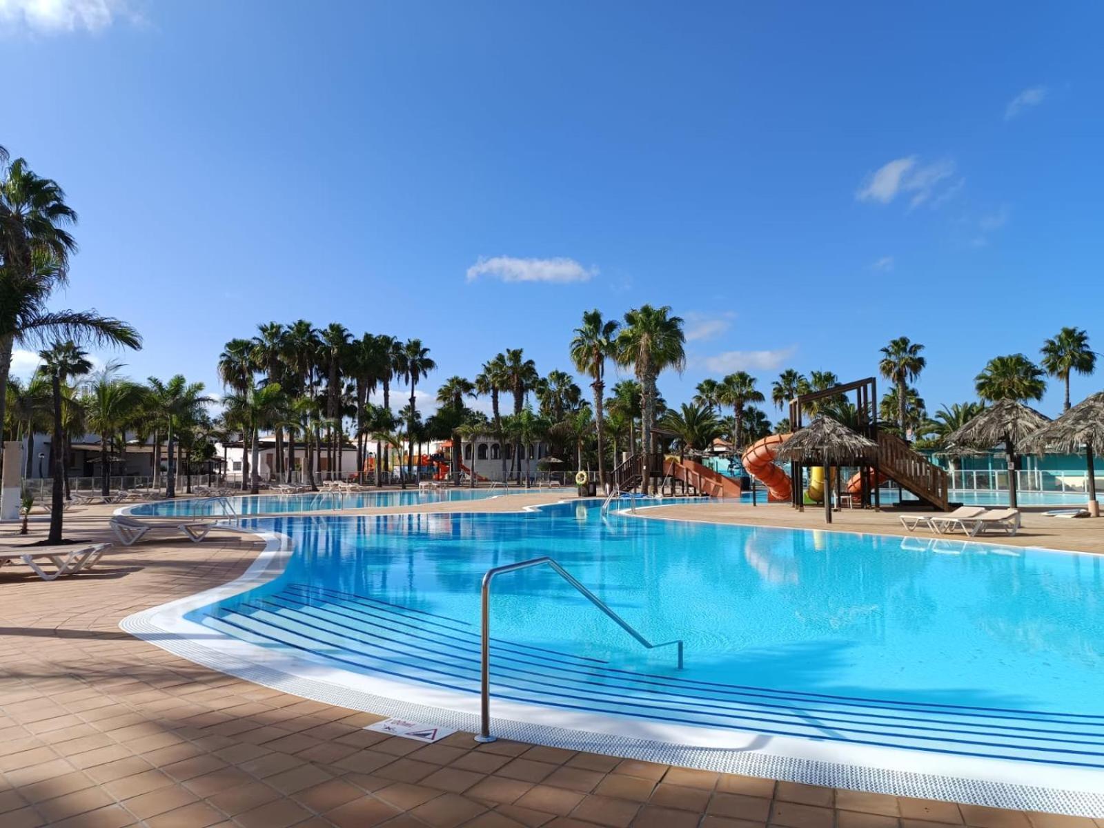 Apartamentos Gala Corralejo Bagian luar foto