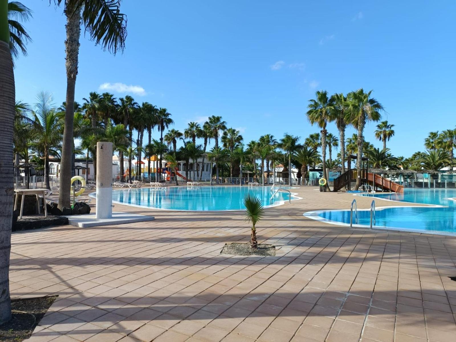 Apartamentos Gala Corralejo Bagian luar foto